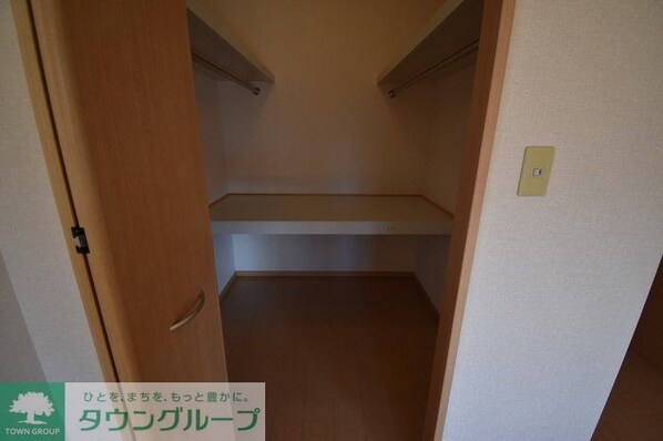 リビングタウン西寺方町の物件内観写真